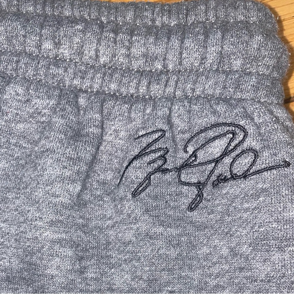 JORDAN SWEATSUIT SZ 10/12 - Picture 14 of 16